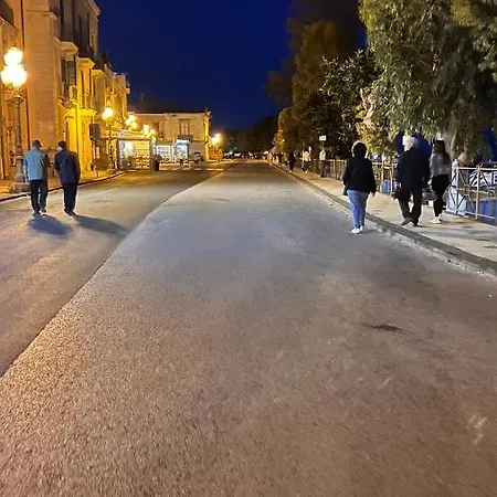 La Casa Di Nonna Santa * Милаццо