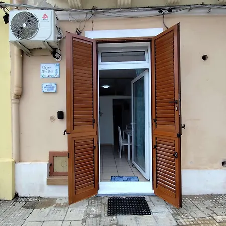 La Casa Di Nonna Santa Милаццо